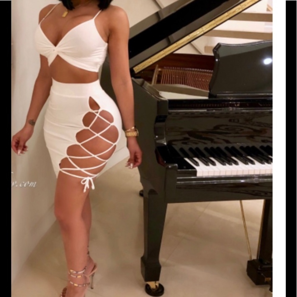 Sexy Lace Skirt Set (Ivory)